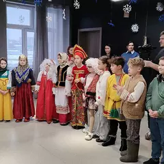 Новогоднее путешествие в прошлое большой компанией